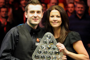 以压制乌拉 以压制乌拉