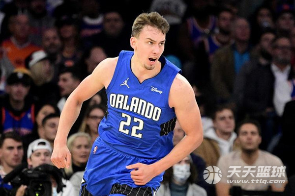 仅表彰了他 仅表彰了他