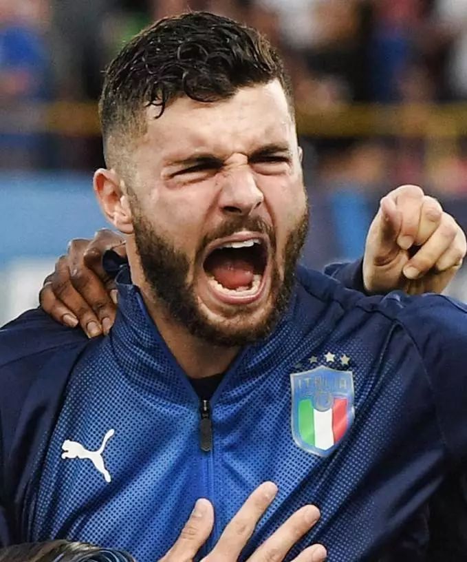 青训球员依 青训球员依