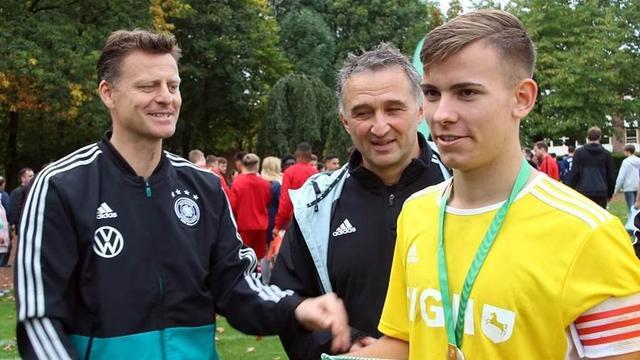 而是借势表 而是借势表