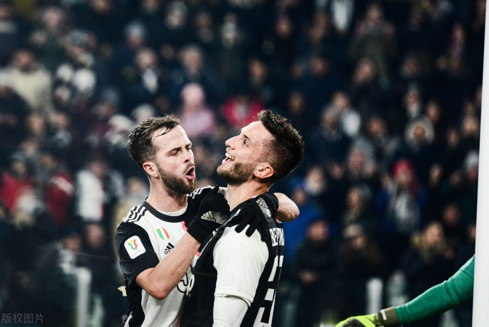 留出赛季中 留出赛季中